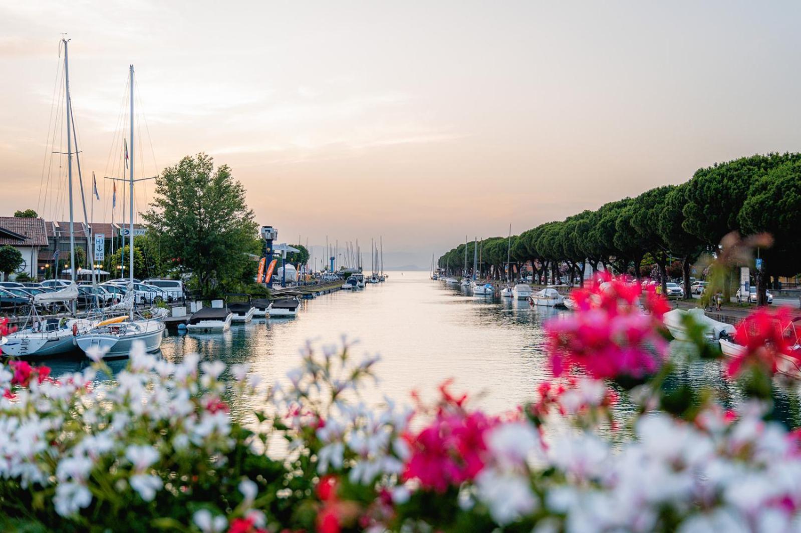 Glamping Lake Garda Peschiera del Garda Buitenkant foto