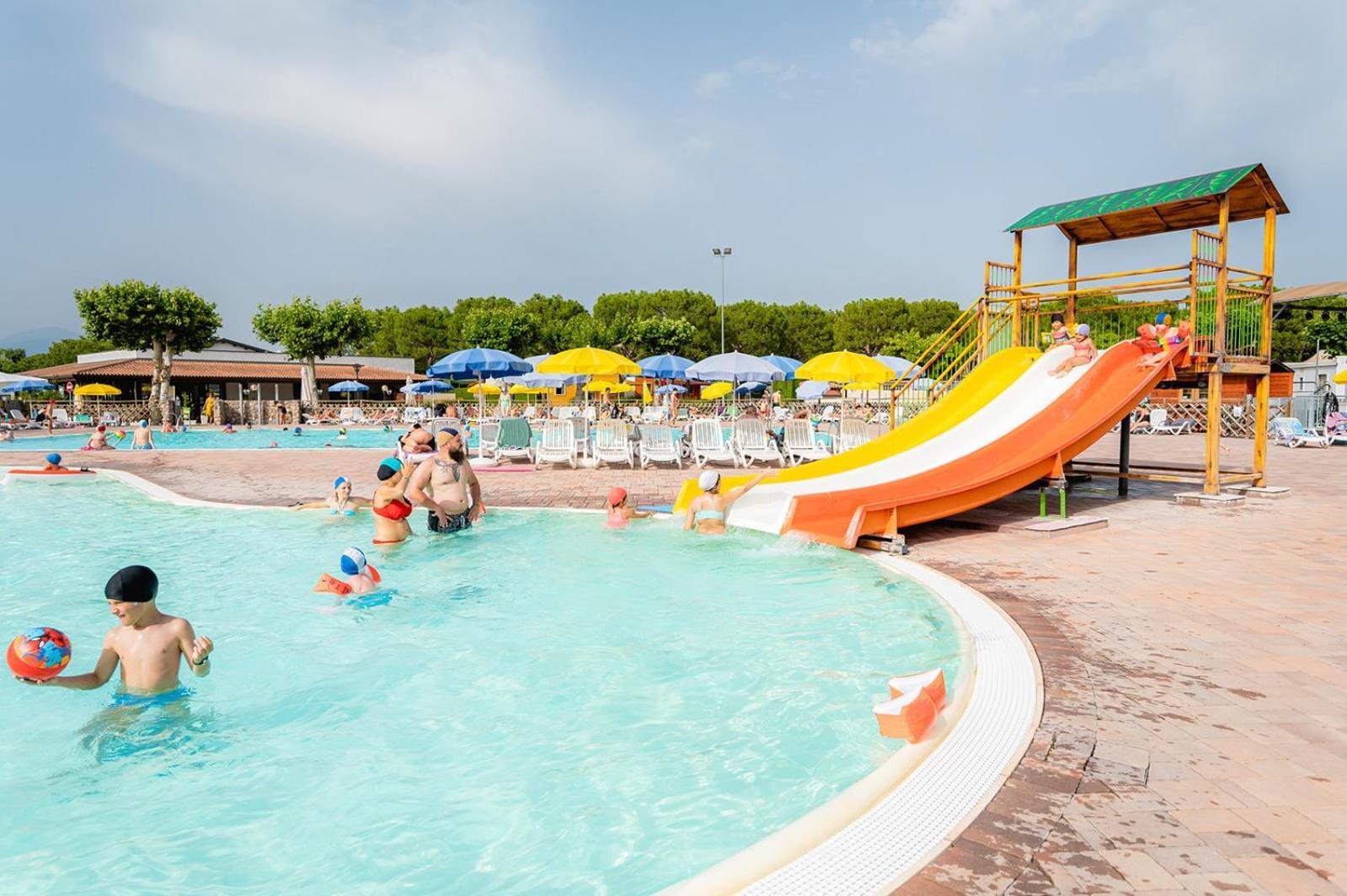 Glamping Lake Garda Peschiera del Garda Buitenkant foto